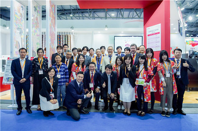 數(shù)碼微工廠賦能服裝業(yè)綠色轉(zhuǎn)型，日本理光在滬展示多項創(chuàng)新黑科技